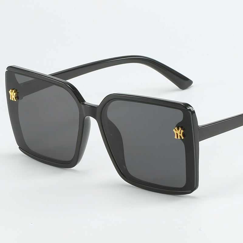 Damen Oversized-Sonnenbrille mit eleganten Gläsern Brehn