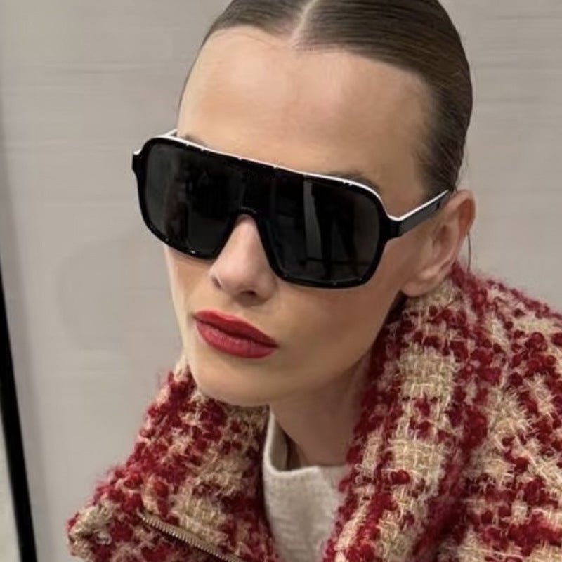 Damen oversized Sonnenbrille mit breitem Rahmen Brehn