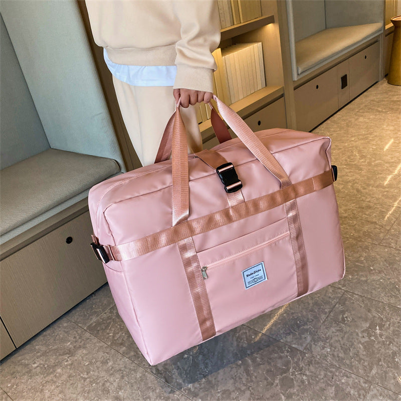 Große Sport-Duffel-Tasche Mit Strapazierfähigem Außenmaterial Und Cleverer Fächerausstattung Brehn