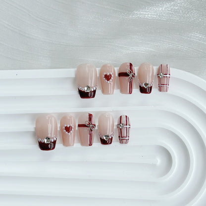 Dekorative Press-On Nagelkunst Kollektion