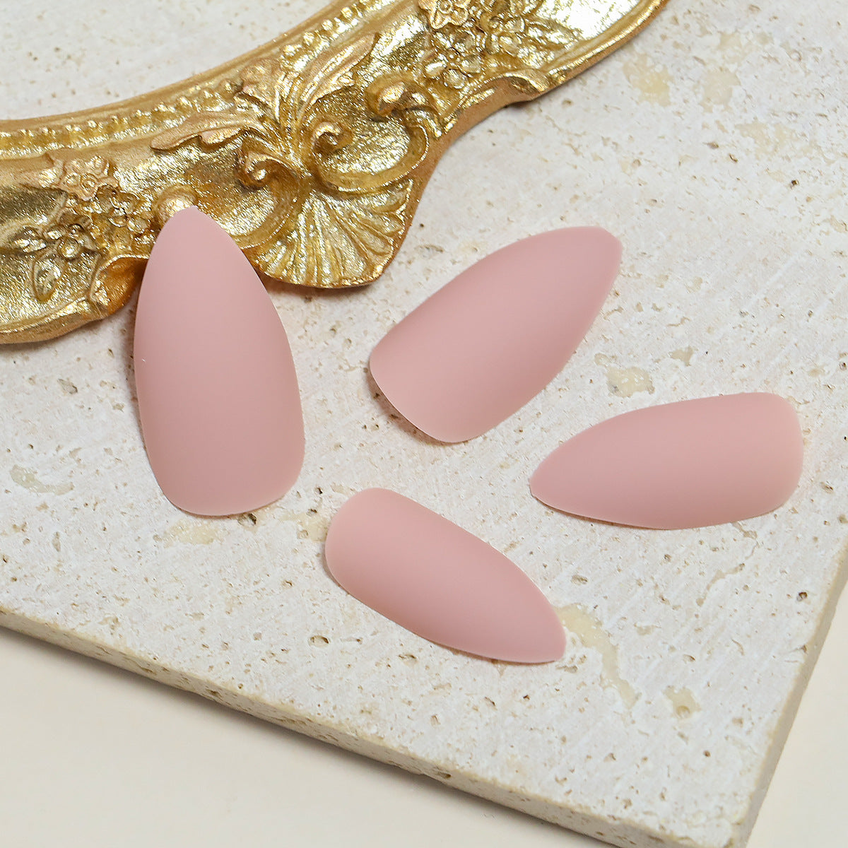 Professionelle mandelförmige Press-On-Nagelspitzen Brehn