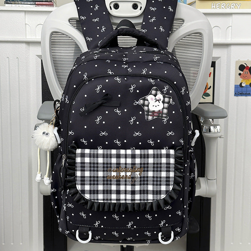 Kinderrucksack mit verspieltem Thema und mehreren Taschen