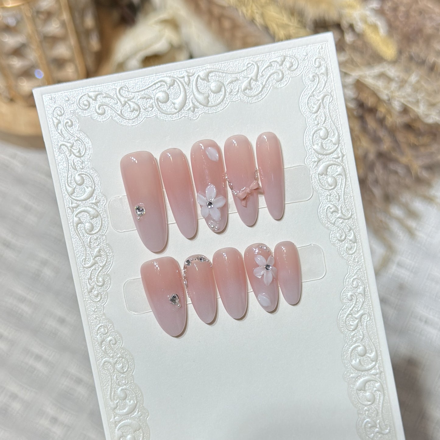 Florales Press-On Nagelkunst-Set Brehn