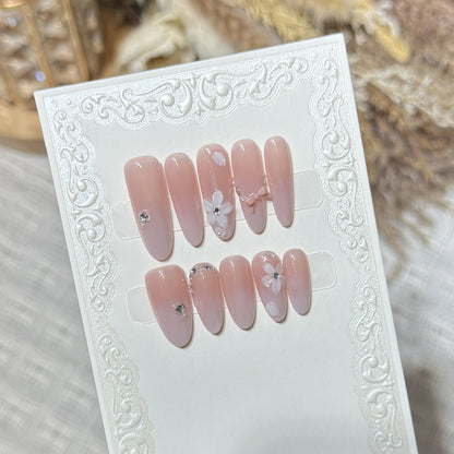 Florales Press-On Nagelkunst-Set Brehn