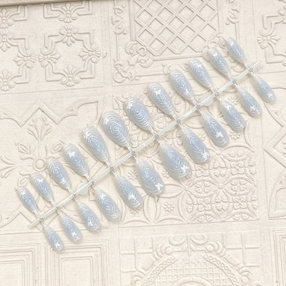 Künstlerisches floral-akzent druck auf nagelset Brehn