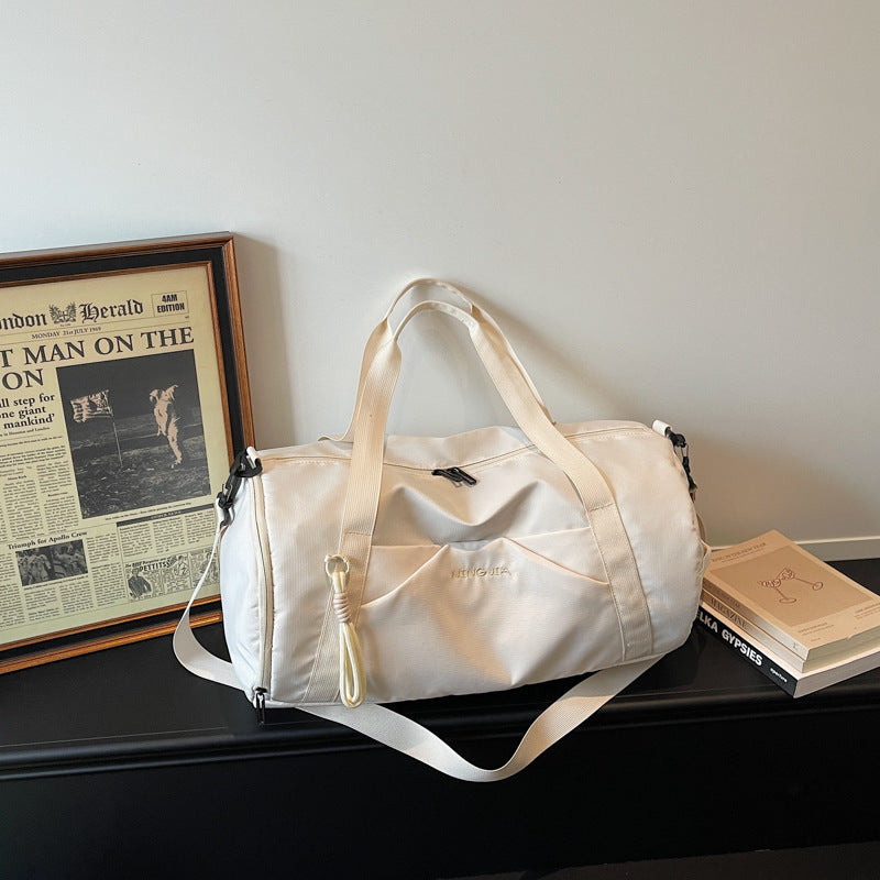 Vielseitige Reisetasche mit verstellbarem Schultergurt