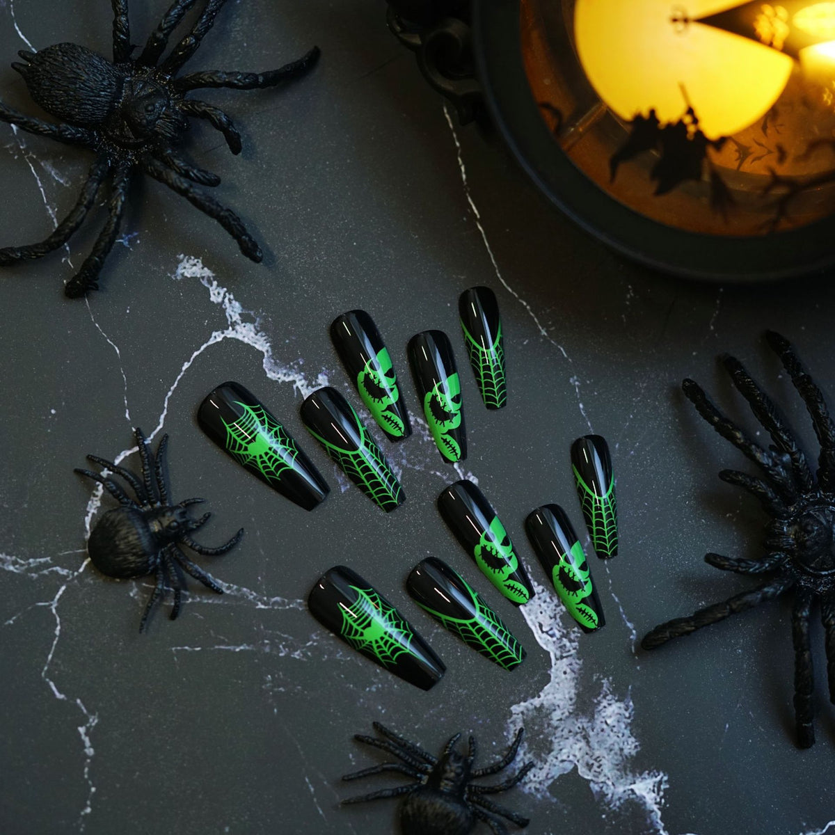 Halloween-Themen Stiletto Press-On Nail Art Brehn