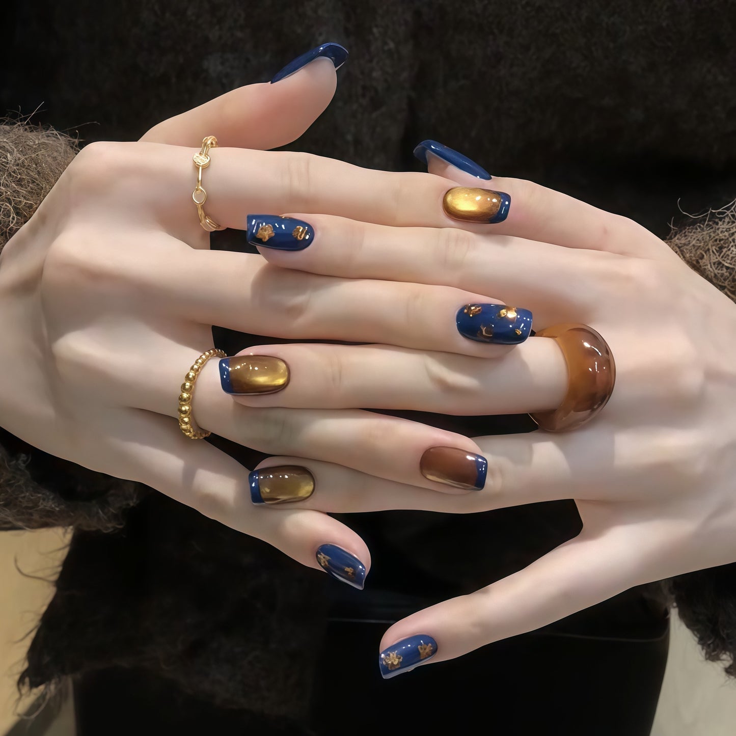 Kunstnägel mit Elegantem Farbverlauf und Funkelnden Akzenten Brehn