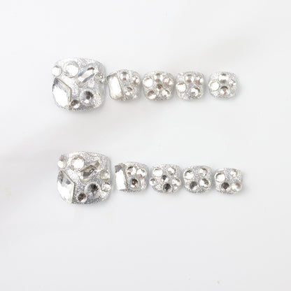 Glamouröse mit Strass besetzte Press-On Zehennagelkunst Brehn