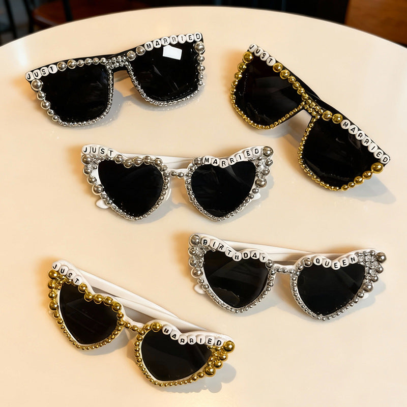 Dekorative herzförmige Party-Sonnenbrille Brehn