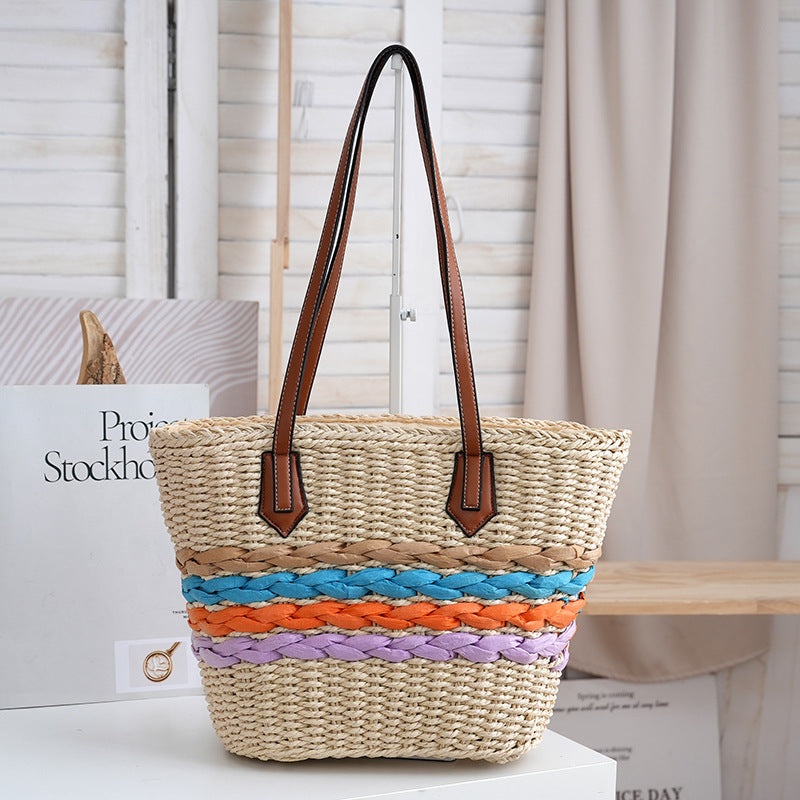 Elegante Basthandtasche mit Farbigen Zierstreifen Brehn