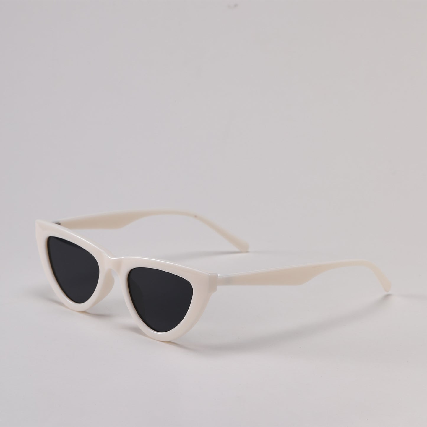 Damen Cat-Eye Sonnenbrille mit modernem und leichtem Rahmen Brehn