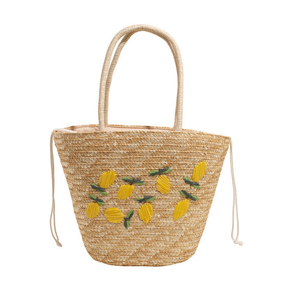 Bestickte Strohtasche für den Strand