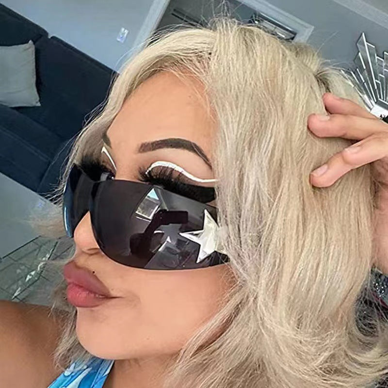 Damen modische Sonnenbrille mit künstlerischem Sternenakzent Brehn
