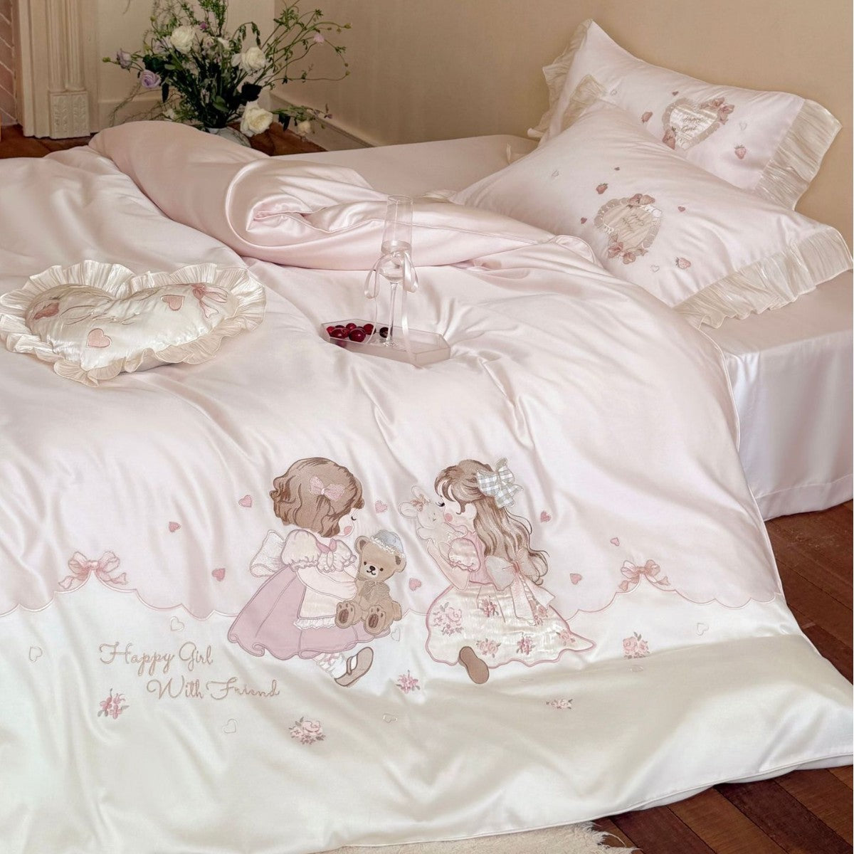 Luxuriöses besticktes Bettwäscheset aus Baumwollsatin mit Rüschen und Märchenmotiv Brehn