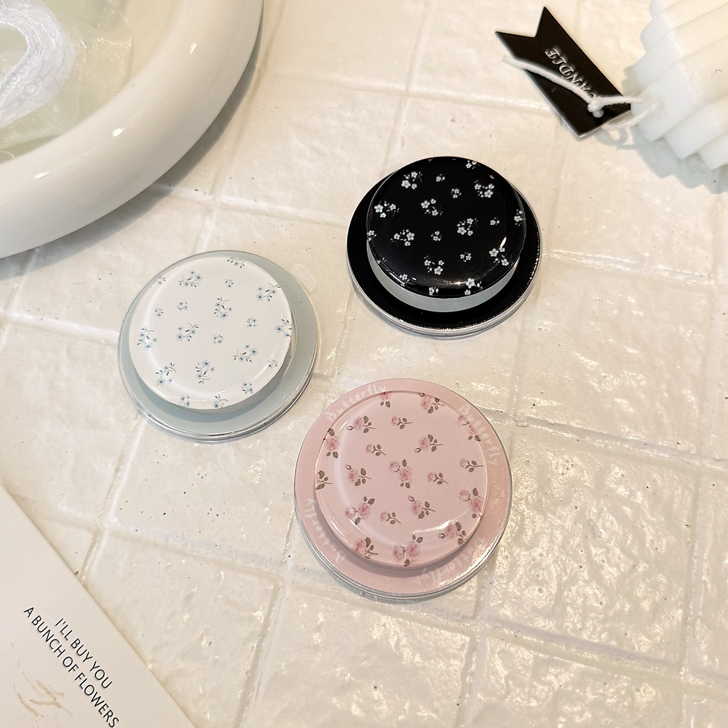 Dekorativer Keramik-Untersetzer mit floralem Design Brehn