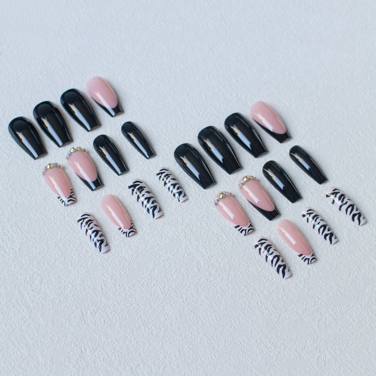 Trendige Tierdruck Nagelkunst Set