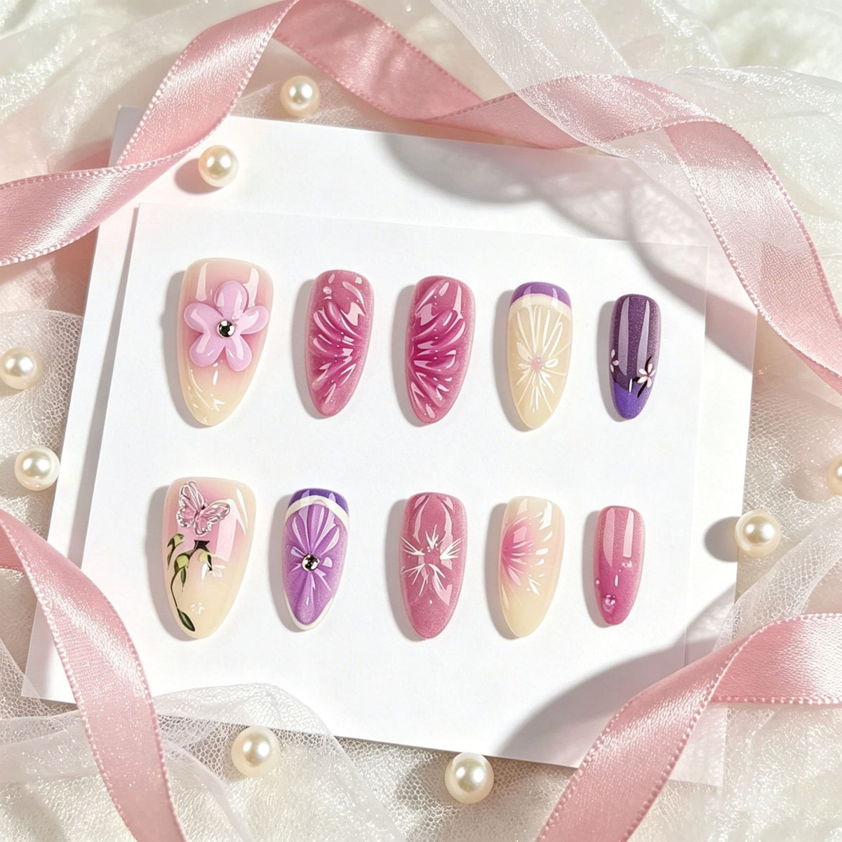 Künstlerisches Floral Press-On Nails Set