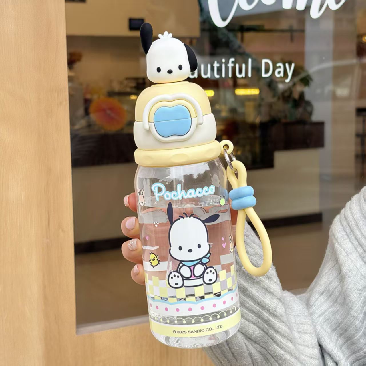 Damen Trinkflasche mit interaktivem Deckel und süßem Pochacco-Design Brehn