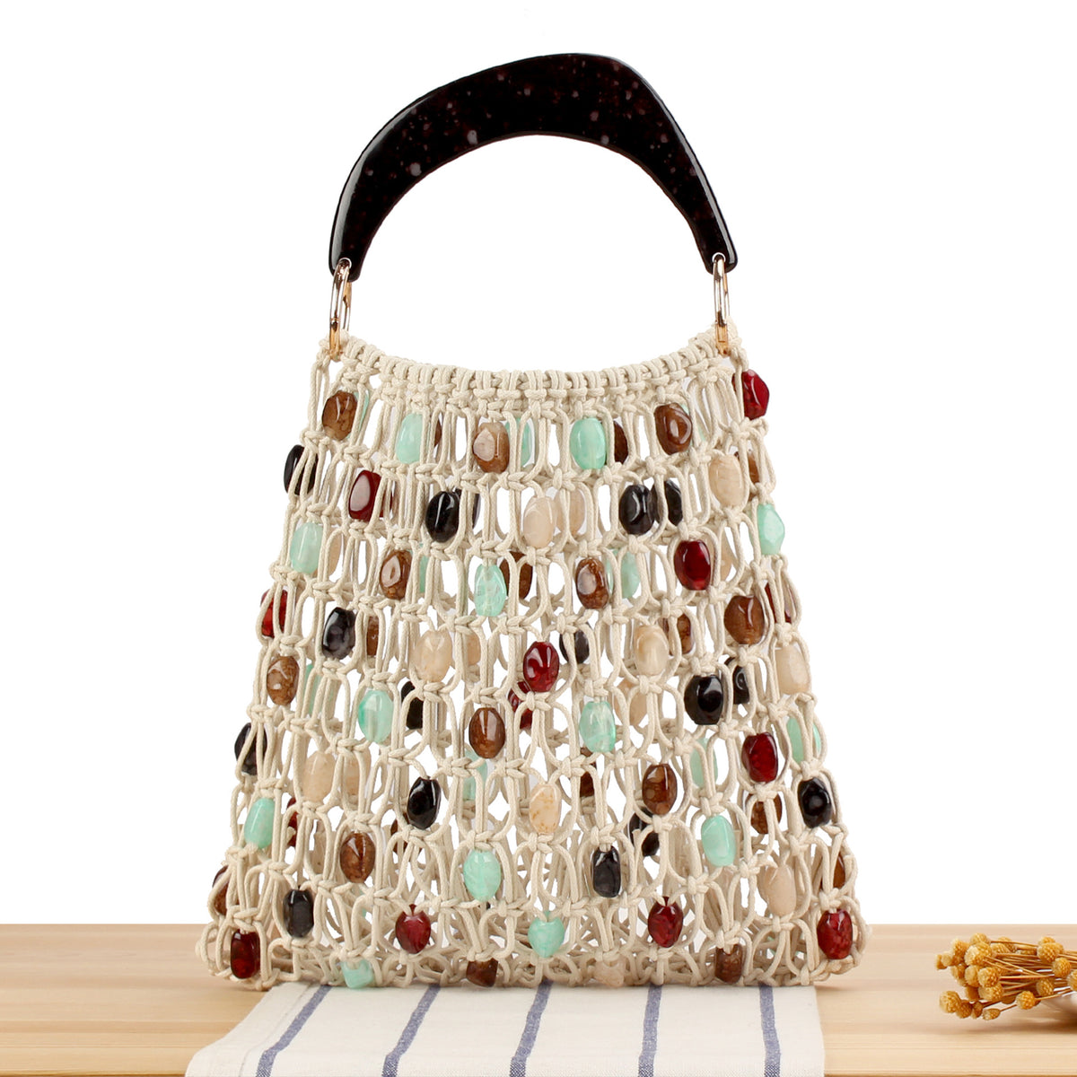 Handtasche mit Buntem Schmuckelement Brehn