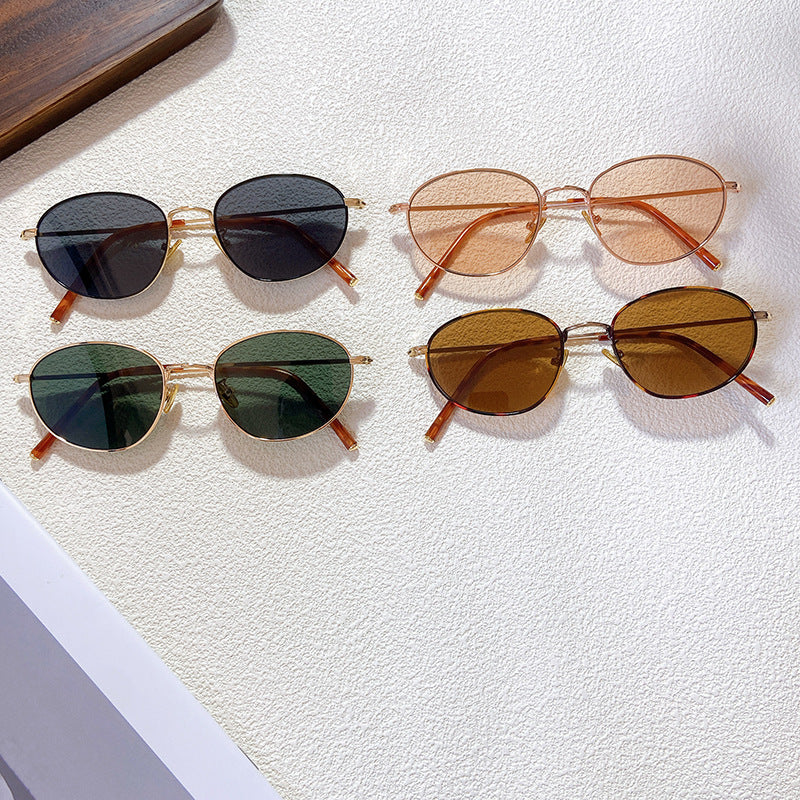 Modische Brille Im Eleganten Design Brehn