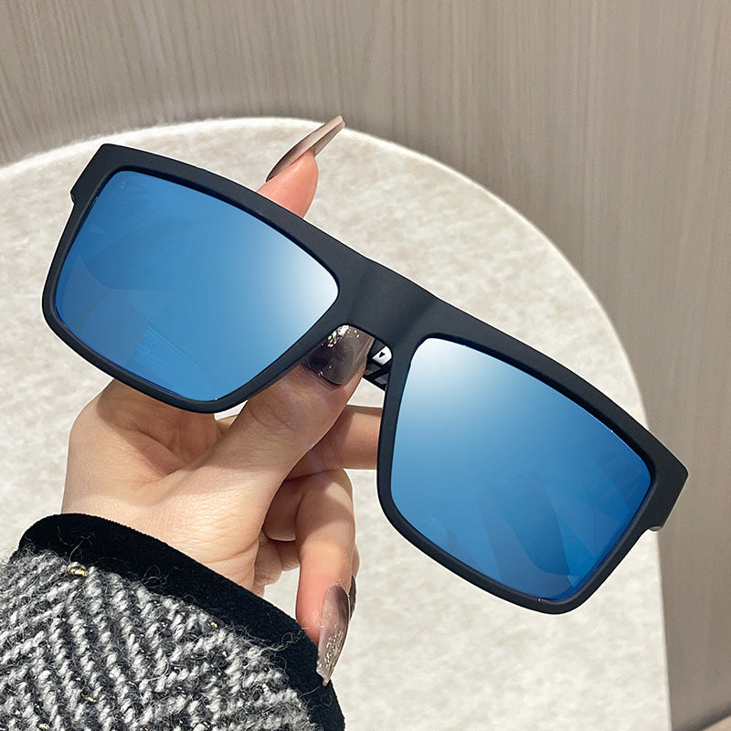 Damen modische Sonnenbrille im geometrischen Design Brehn