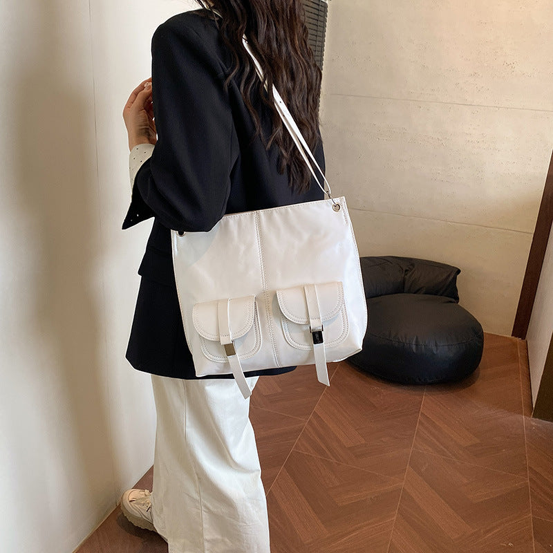 Moderne Strukturierte Schultertasche Brehn