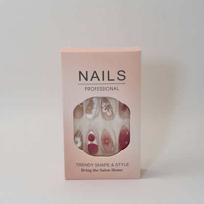 Professionelles Press-On-Nagelset mit trendigen Designs Brehn