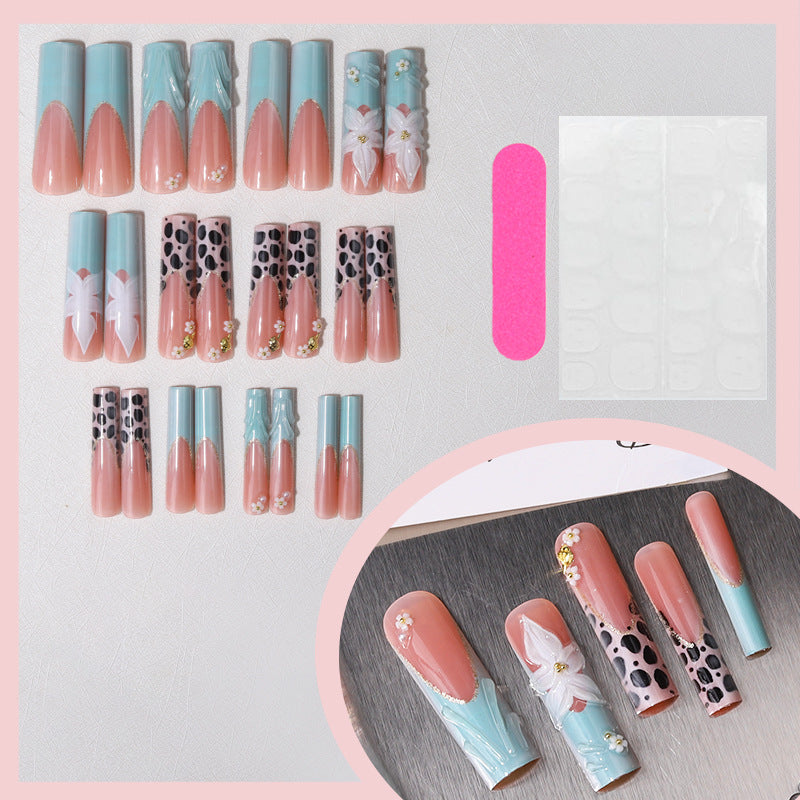 Künstlerisches Press-on-Nageldesign-Set Brehn