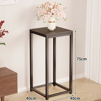 Hoher Metallpflanzenständer Pedestal mit quadratischer Oberseite Minimalistischer Rahmen