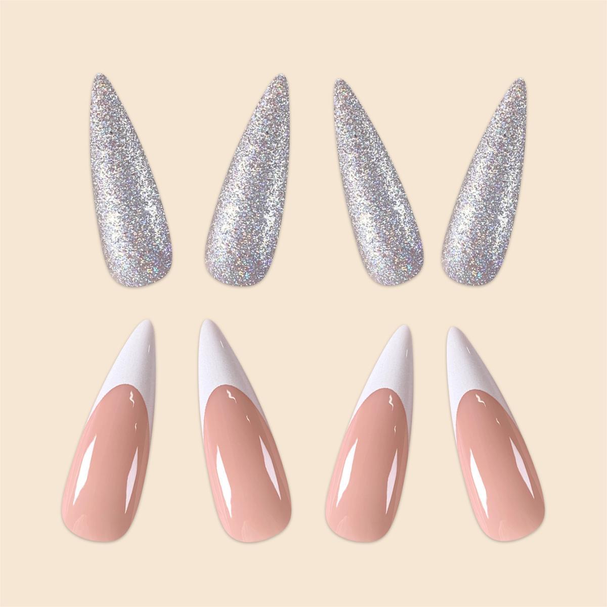 Glamouröse Stiletto-Nagelerweiterungen mit Glitzer