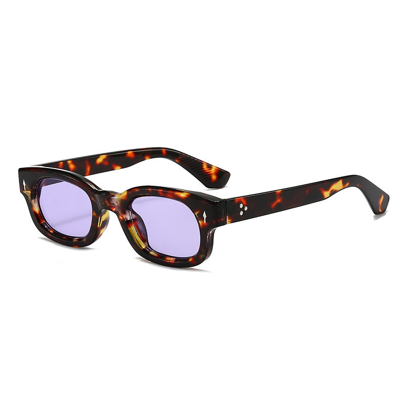 Damen stylische Sonnenbrille im trendigen Rahmen Brehn