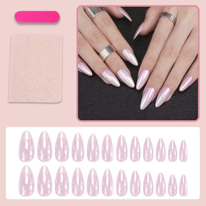Kunstnagelset mit eleganter Form und Glanz Brehn