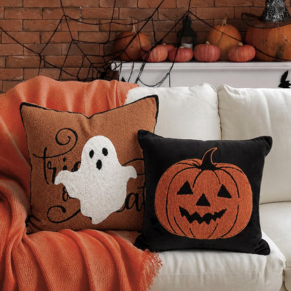 Quadratisches Dekoratives Kissen mit gesticktem Halloween‑Gespenst und Bouclé‑Oberfläche Brehn
