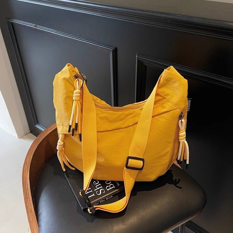 Vielseitige Sling Tote Bag Brehn