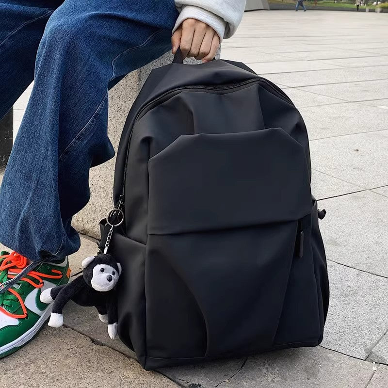 Funktionaler Rucksack mit Innovativem Stauraumkonzept Brehn