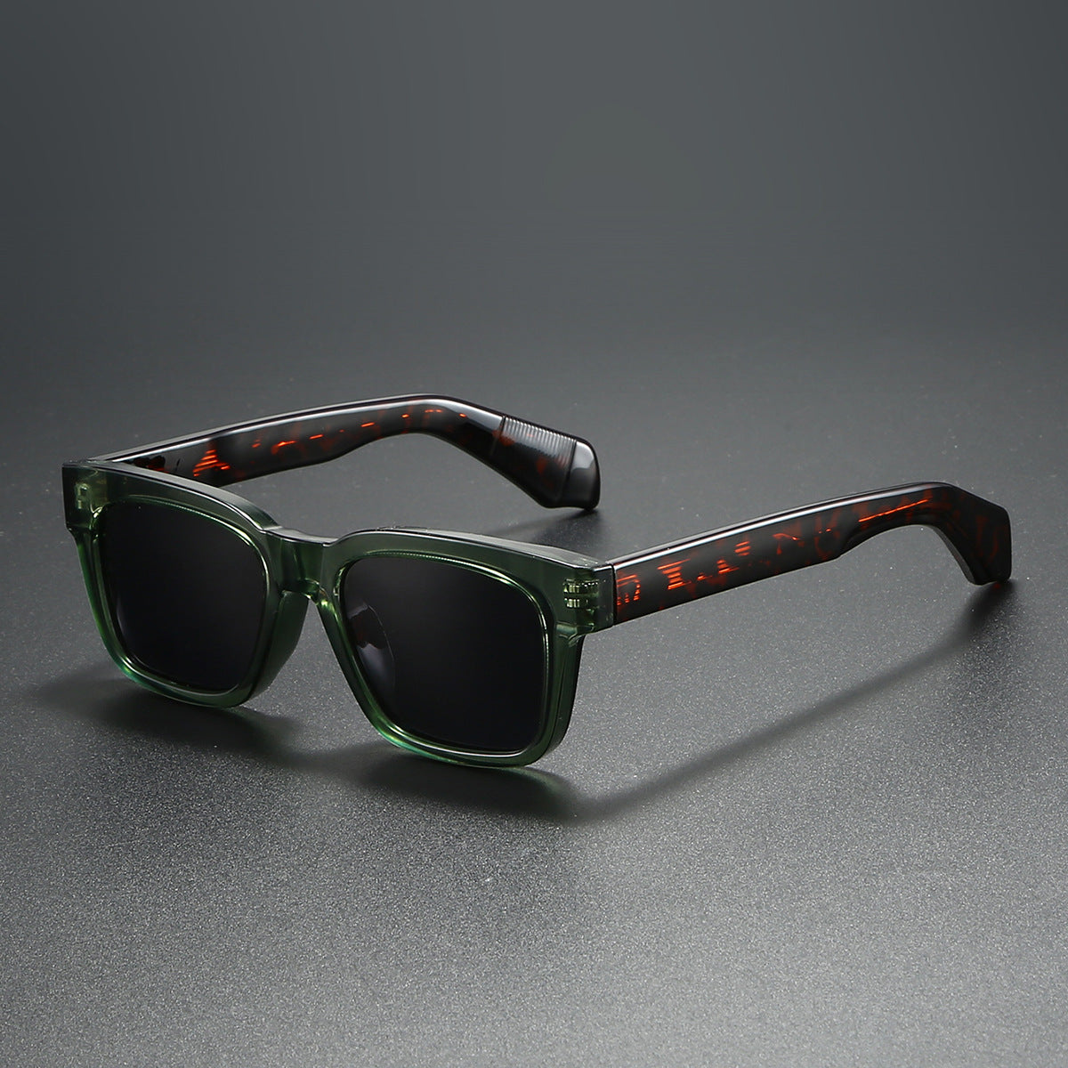 Damen quadratische Sonnenbrille mit markantem Schildpatt-Muster Brehn