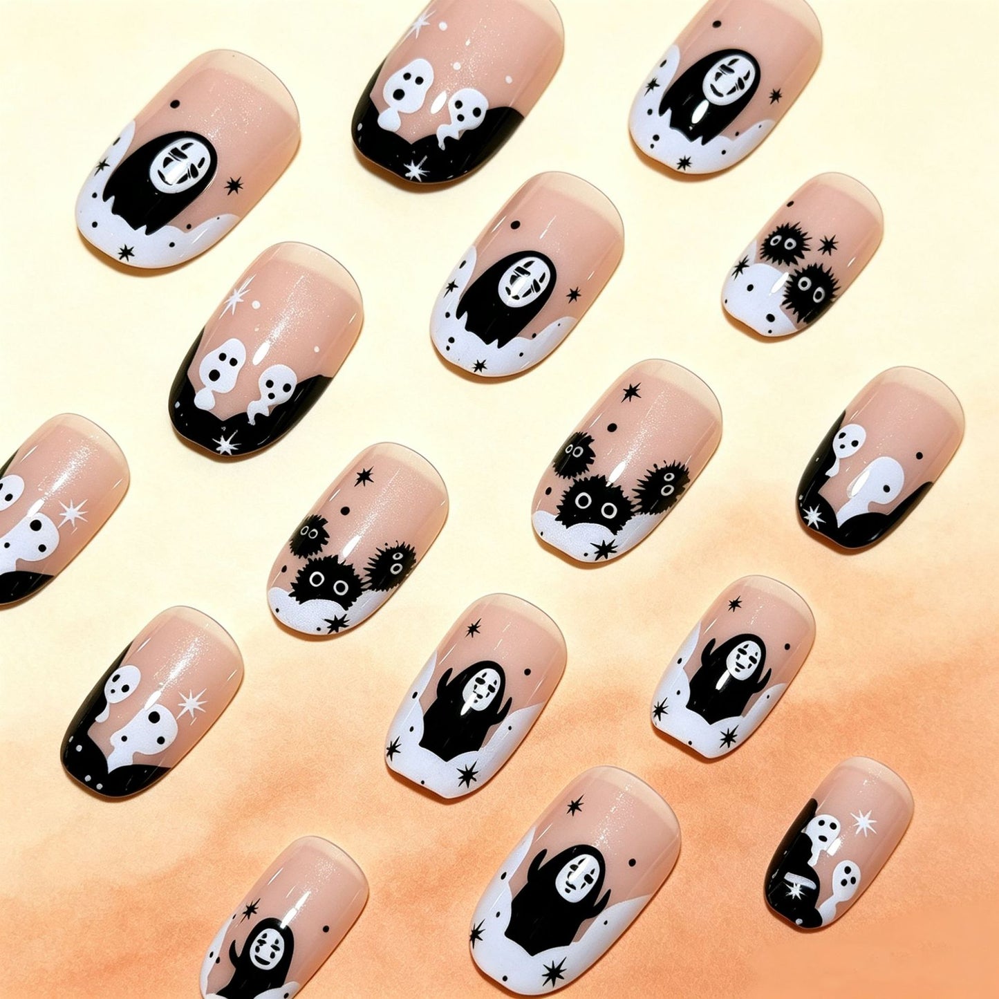 Halloween-Themed Fun Press-On Nail Art Brehn