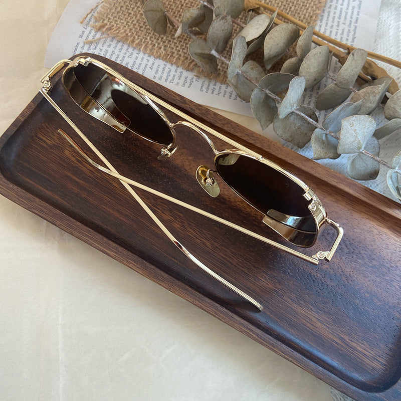 Modische Runde Sonnenbrille mit Feinem Metallrahmen Brehn