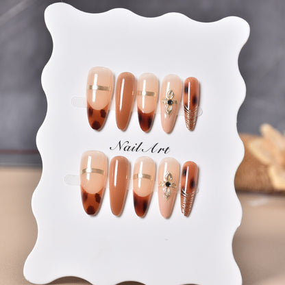 Elegante dekorative Press-On Nail Set Brehn