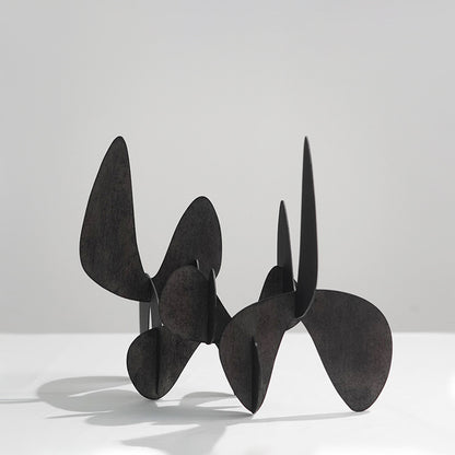 Abstrakte dekorative kinetische Skulptur