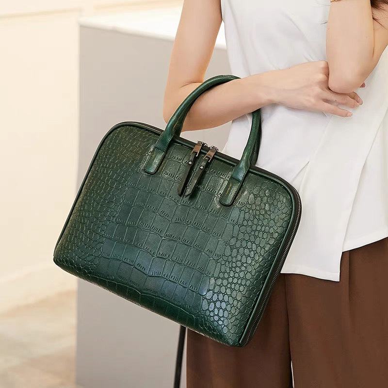 Elegante Handtasche Im Krokodil-Look Brehn