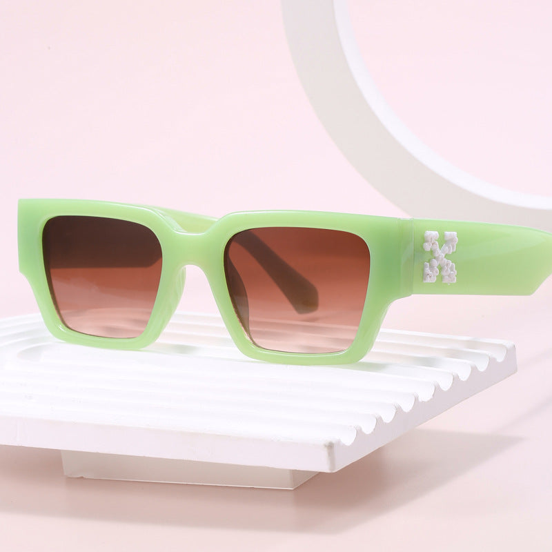 Damen stylische Oversized-Sonnenbrille mit einzigartigem Design Brehn
