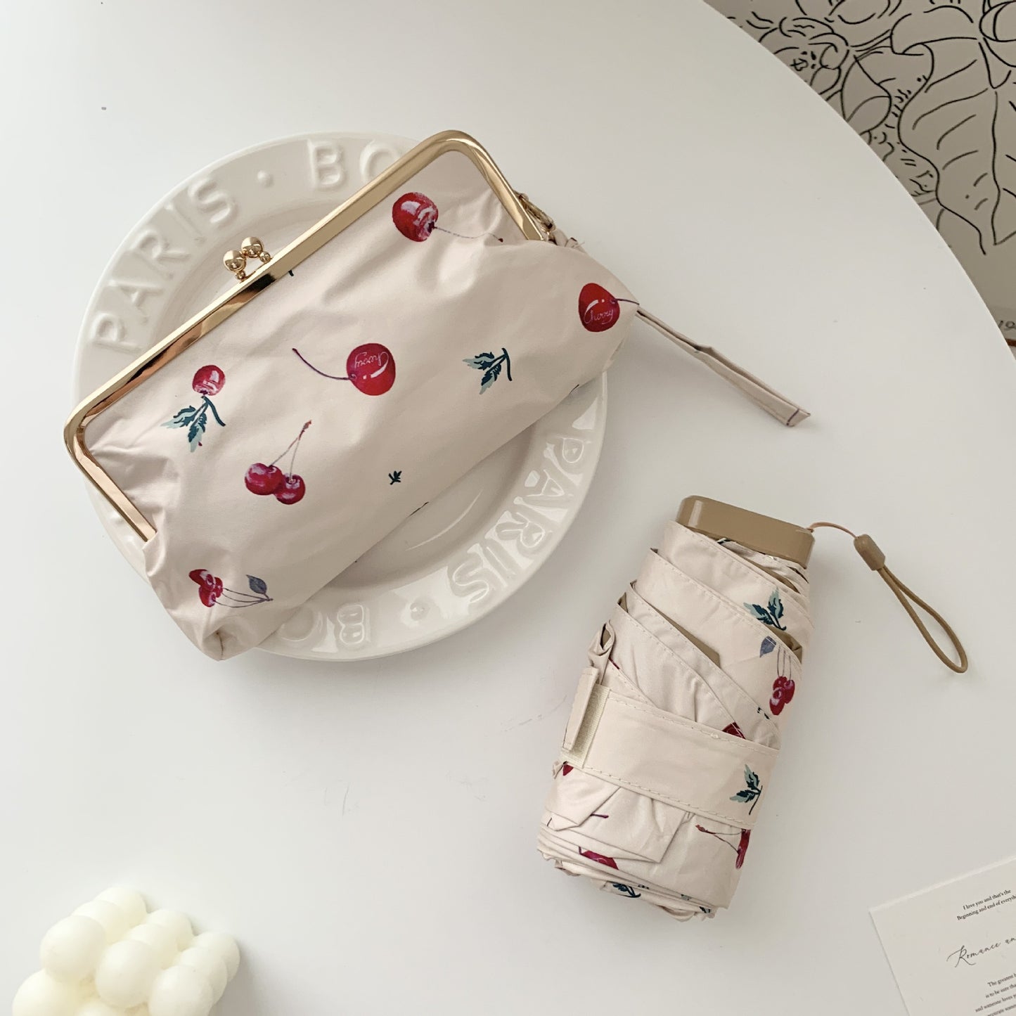 Damen eleganter Faltregenschirm mit floralem Design und praktischem Etui Brehn