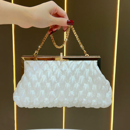 Elegante strukturierte Abendhandtasche