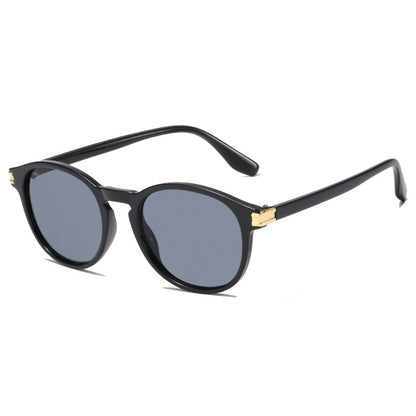Damen elegante Sonnenbrille mit transparentem Rahmen und stylischen Akzenten Brehn