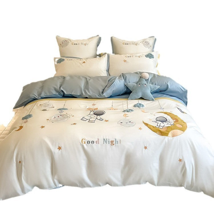 Verspieltes Bettwäsche-Set aus Baumwollsatin mit applizierten Cartoon-Motiven, Volant-Rüschen und dekorativen Kissenbezügen Brehn