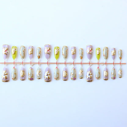 Künstlerisches 3D-Blumen-Press-On-Nagel-Set