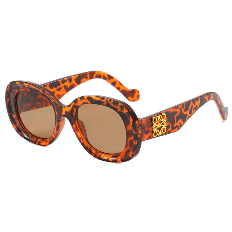 Damen modische Vintage-Sonnenbrille mit besonderen Verzierungen Brehn