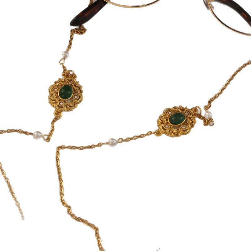 Elegante Schmuckhalterkette mit Perlen und Grüner Steindekoration Brehn